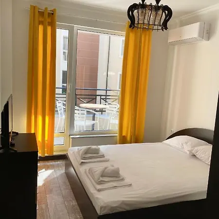 Golden Sea View New Apartamento