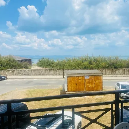 Apartament Golden Sea View New