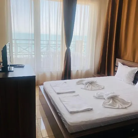 Golden Sea View New *