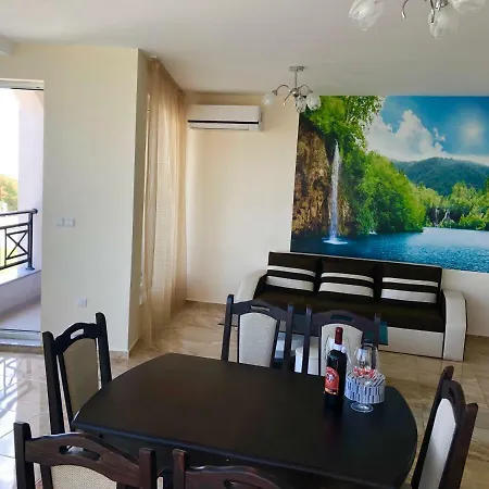 Golden Sea View New Apartamento *