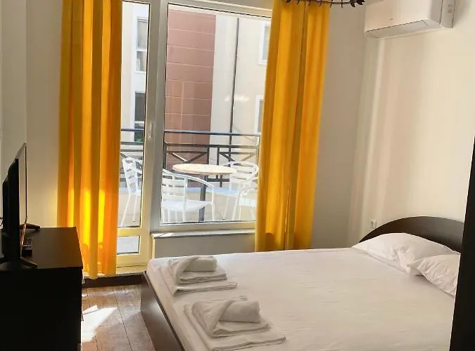 Golden Sea View New Apartament