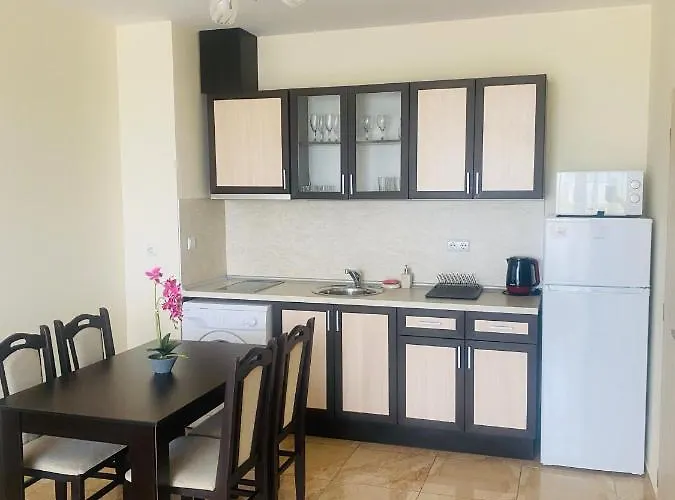 Golden Sea View New Pomorie