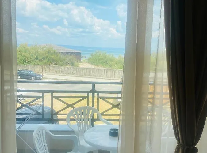 Apartament Golden Sea View New *