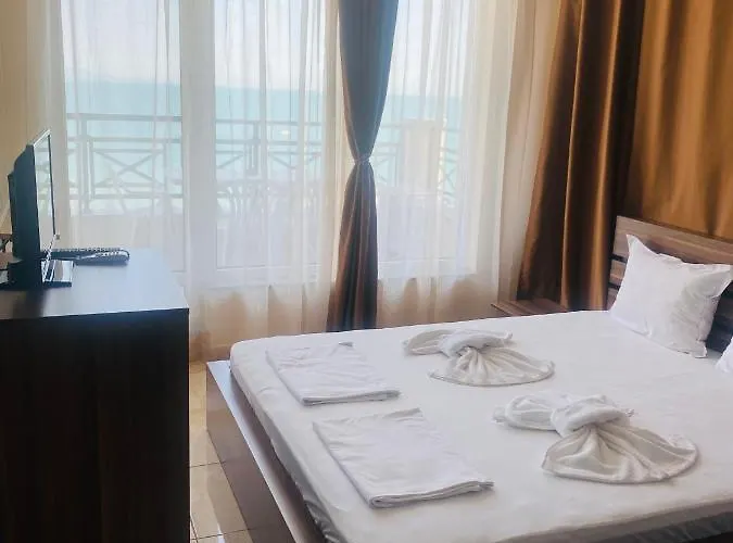 Golden Sea View New *