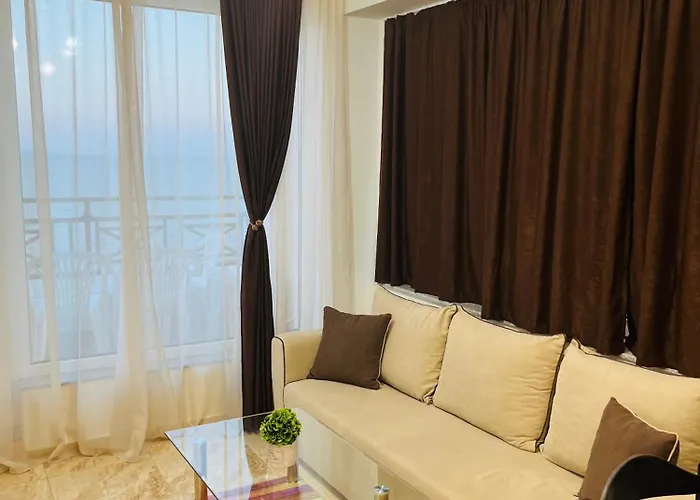 Apartament Golden Sea View New *