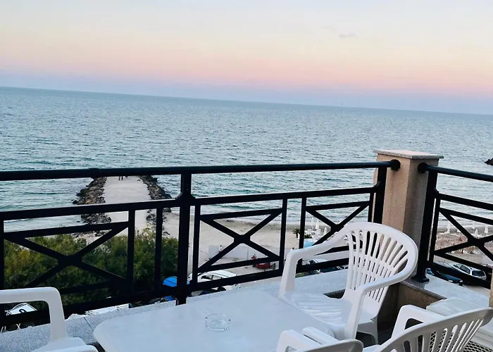 Golden Sea View New Apartament Pomorie