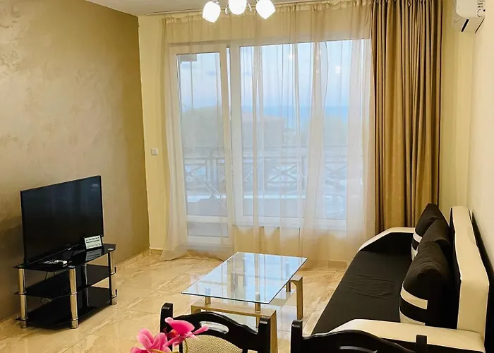 Apartament Golden Sea View New *